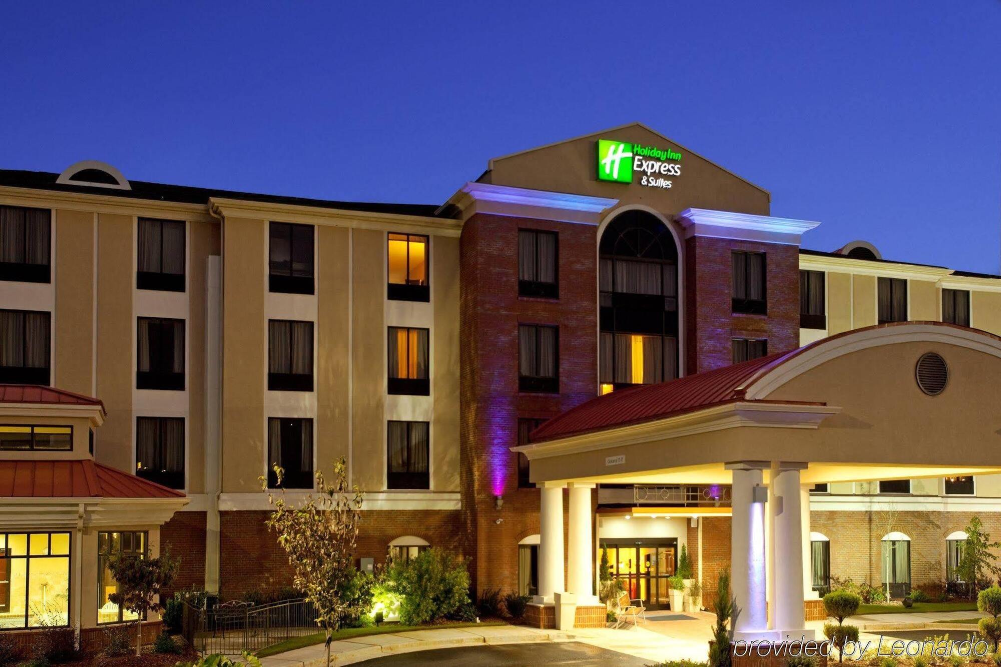 Express & By Ihg 3* Lavonia