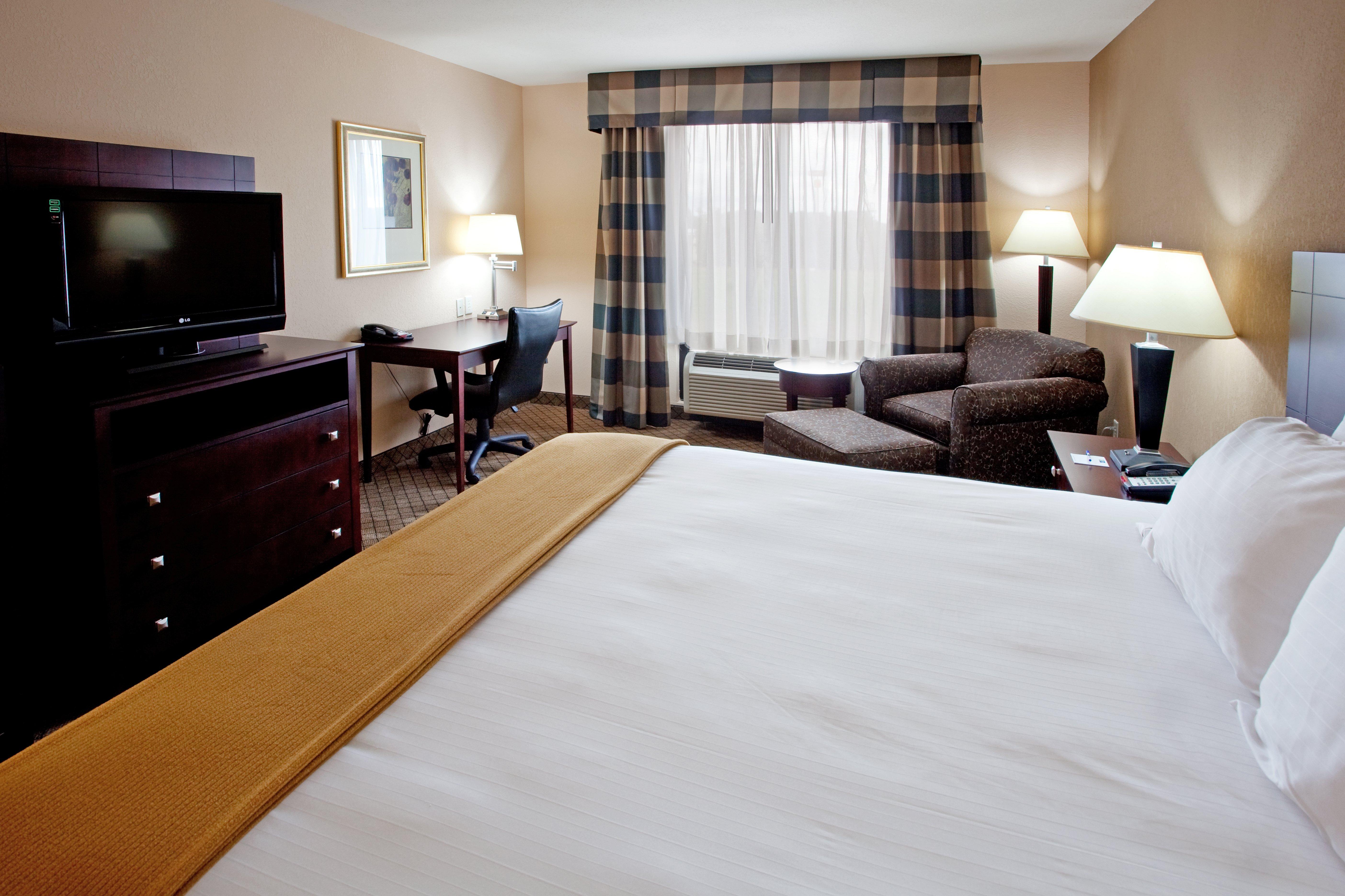 Express & By Ihg Lavonia