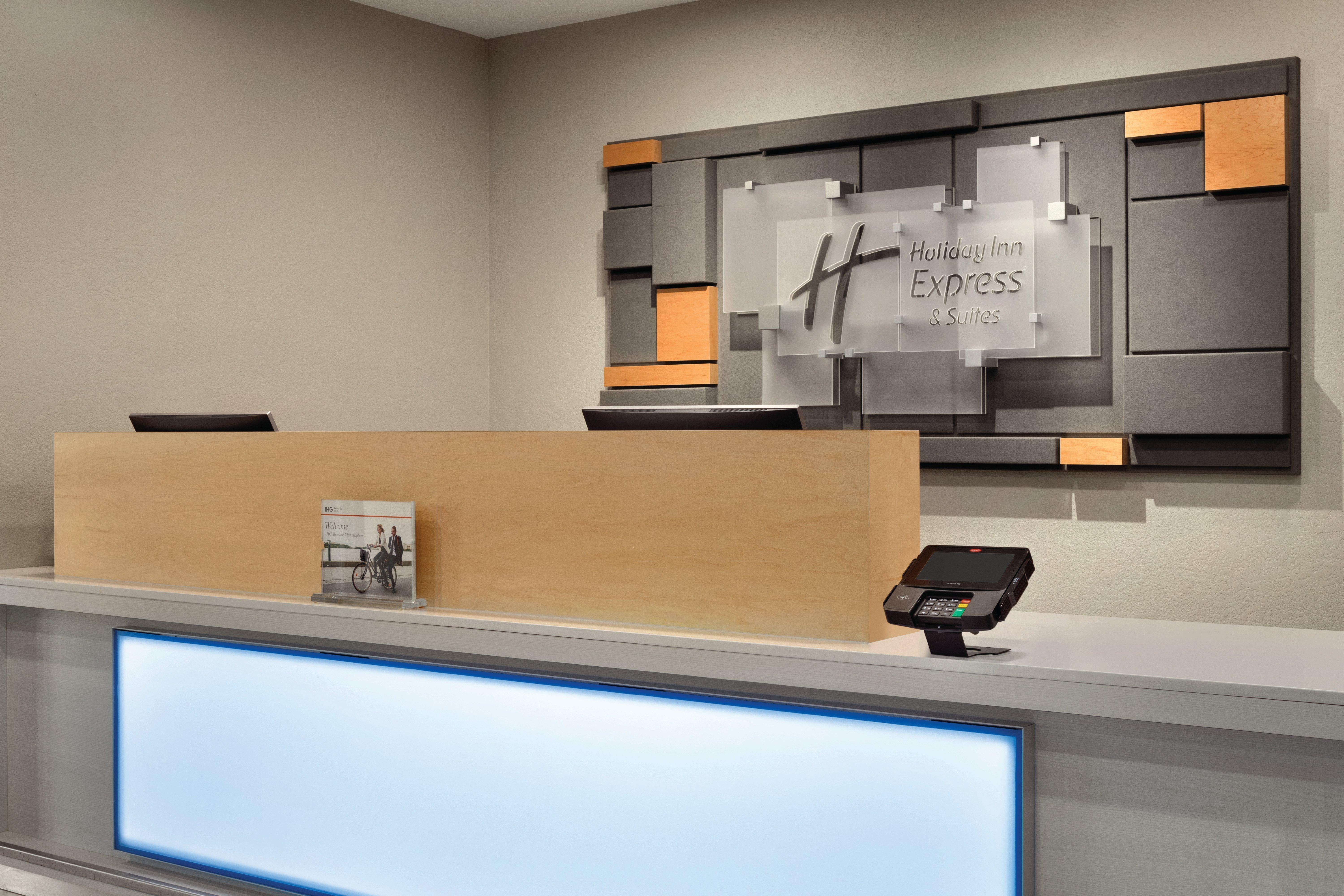 Hotel Express & By Ihg Lavonia