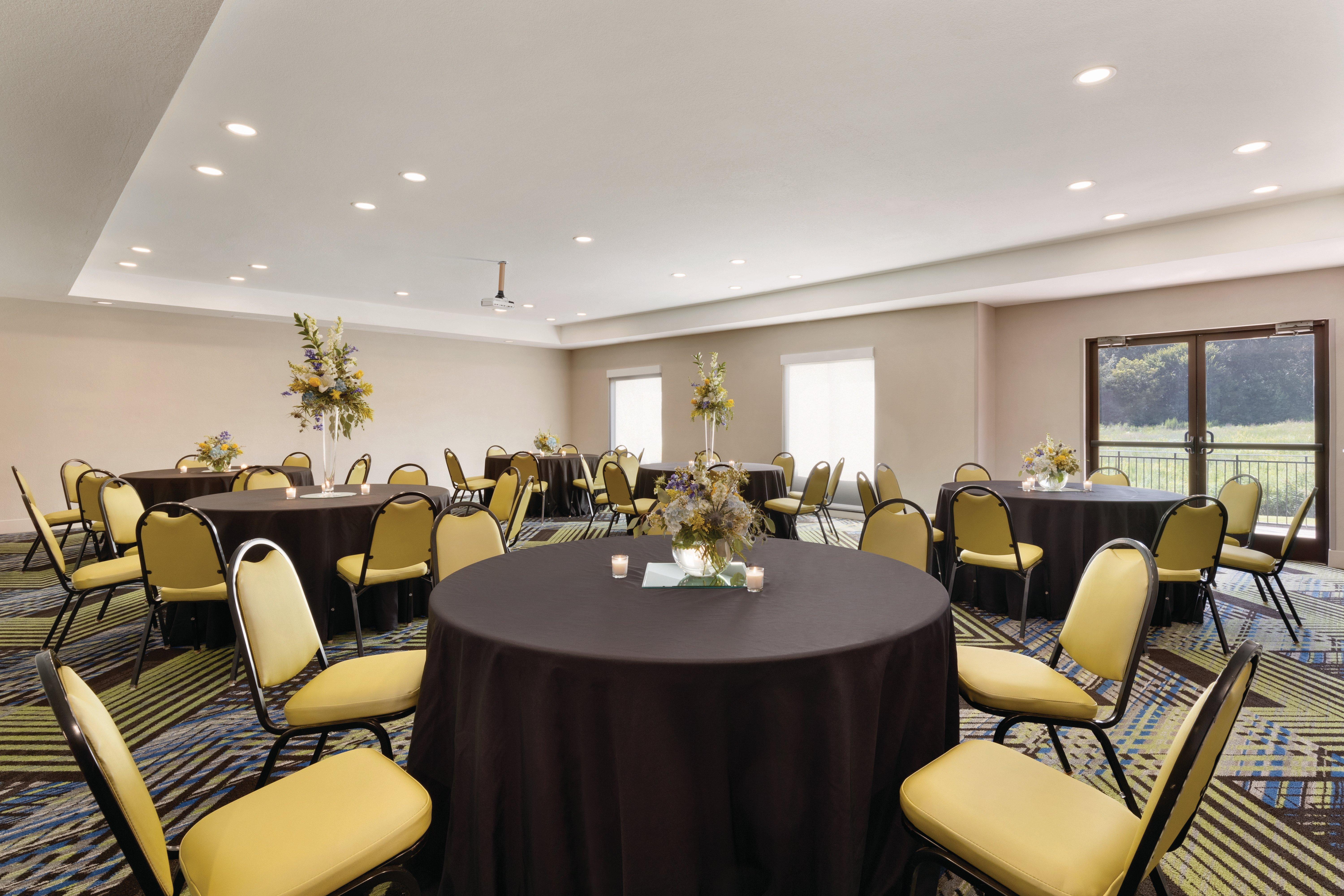 Express & By Ihg Hotel 3*