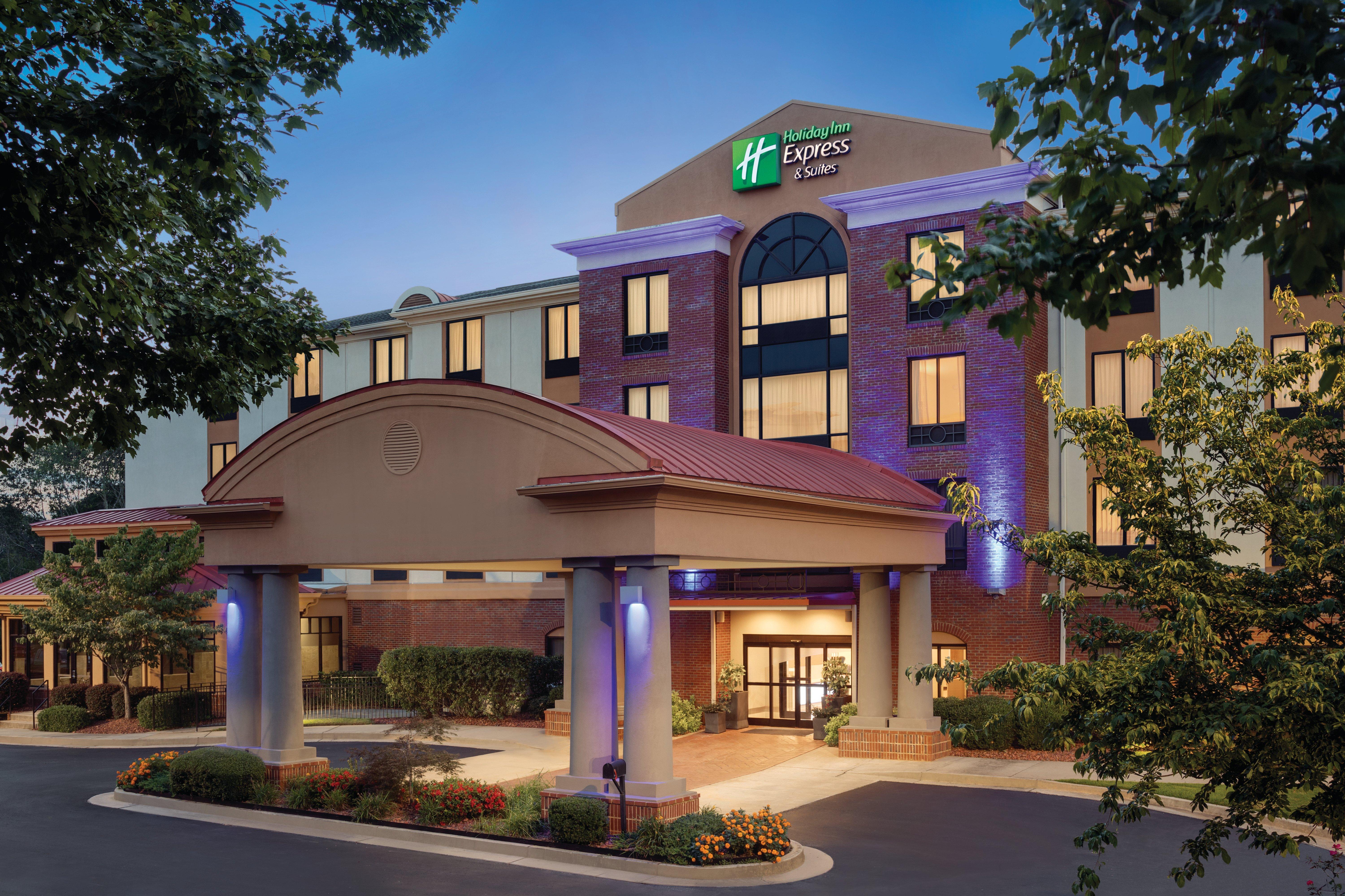Express & By Ihg 3*