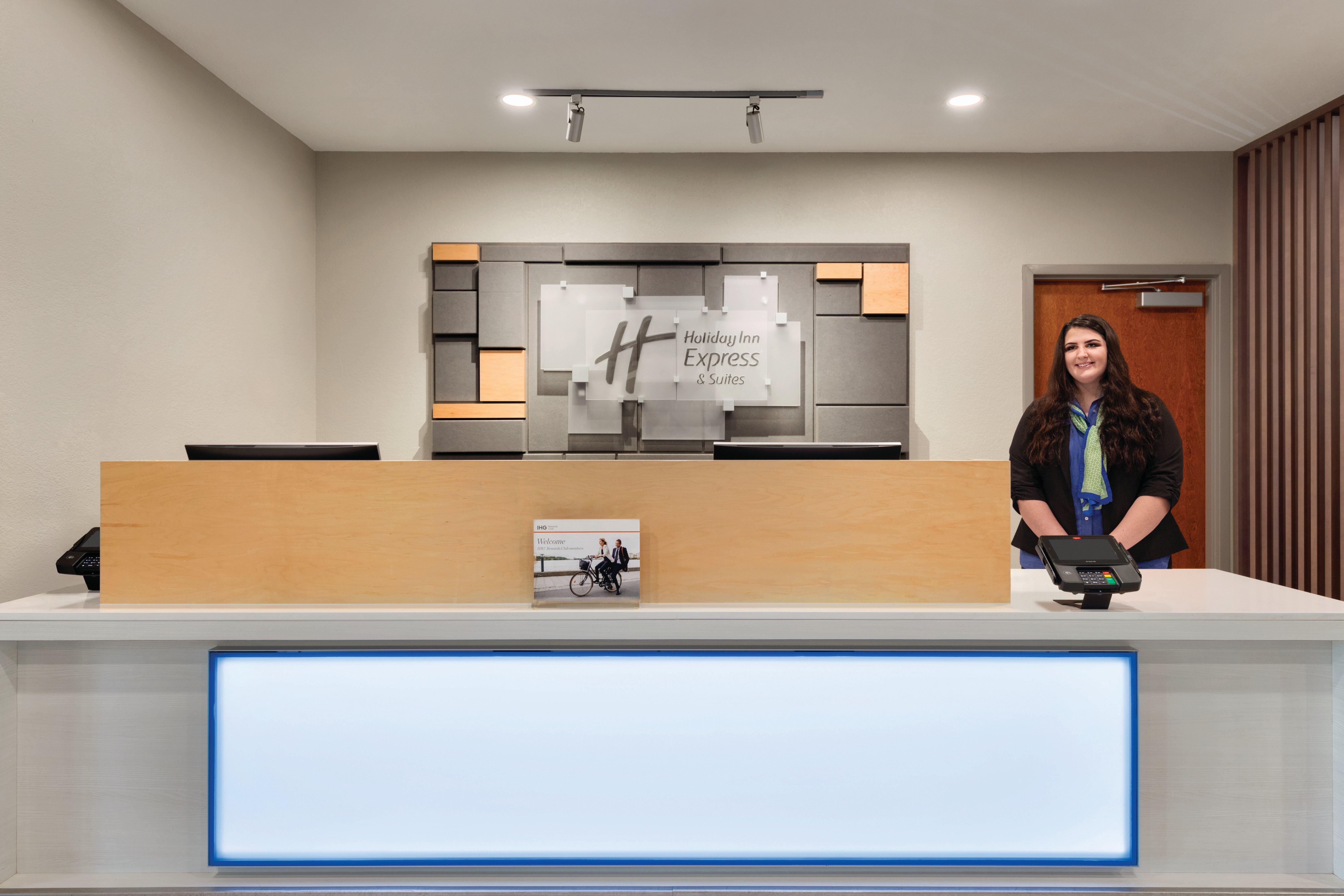 Hotel Express & By Ihg