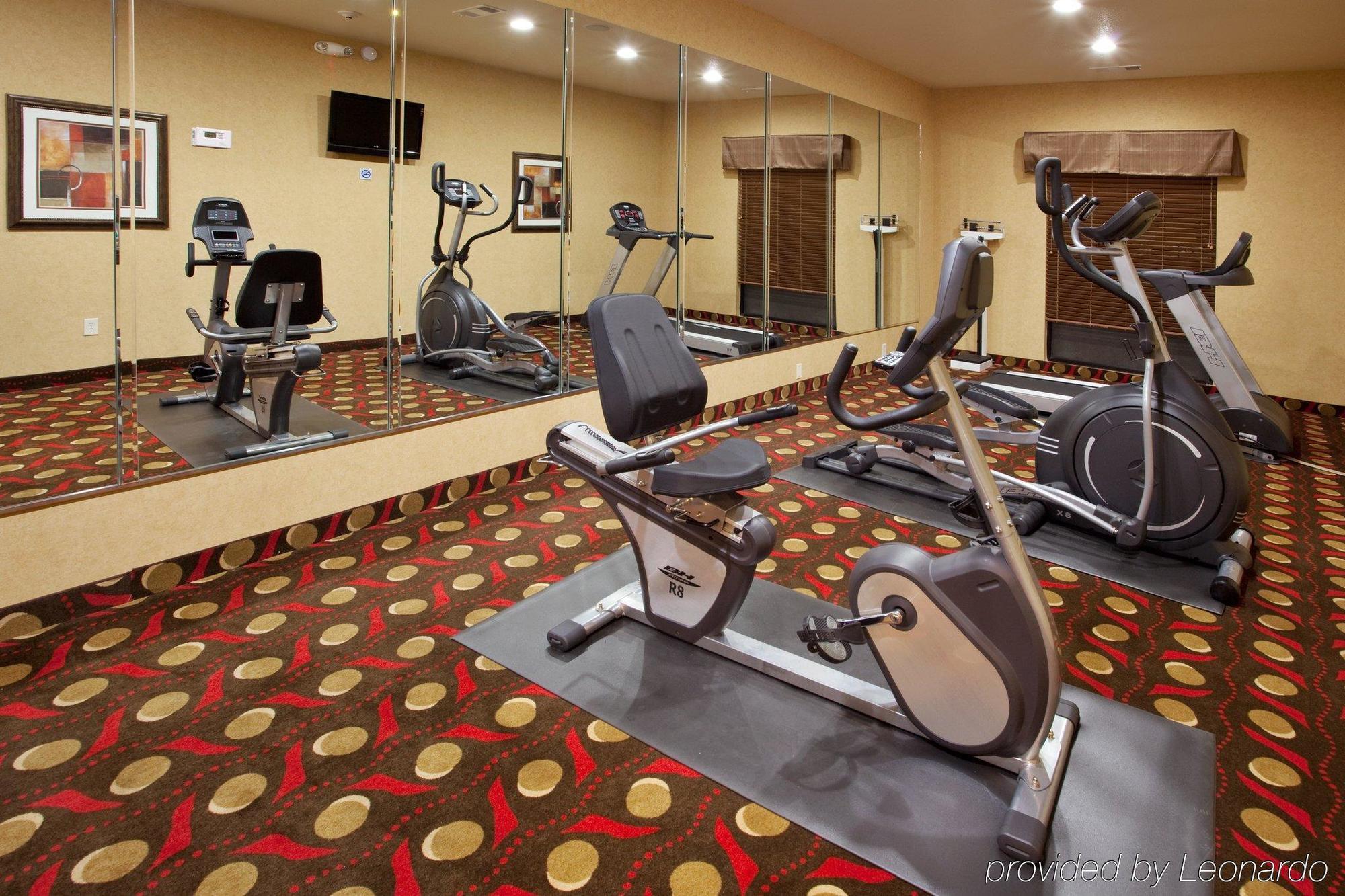 Hotel Express & By Ihg 3*