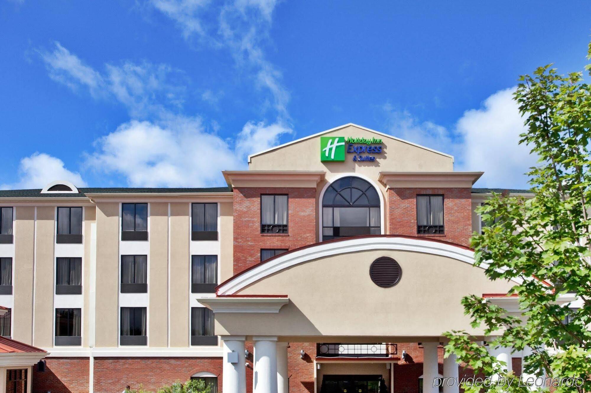 Express & By Ihg 3*
