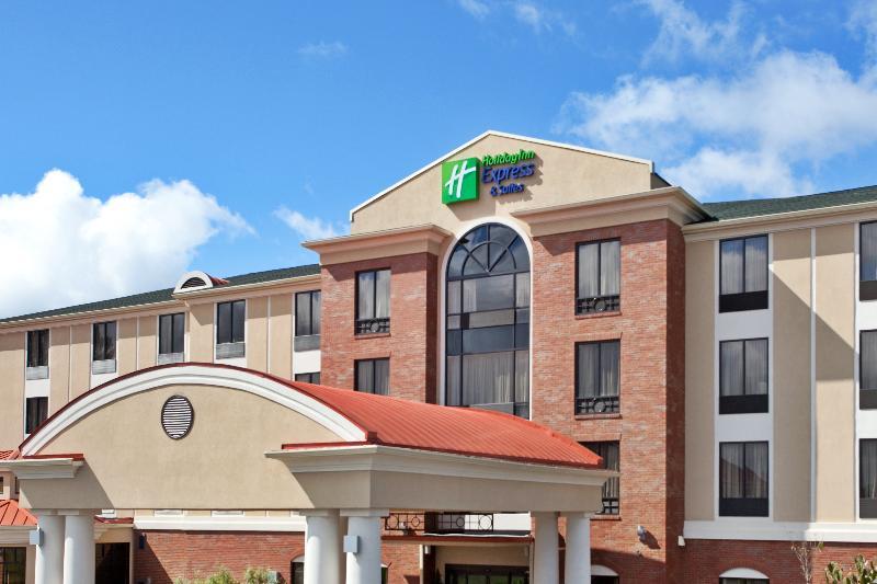 Hotel Express & By Ihg Lavonia