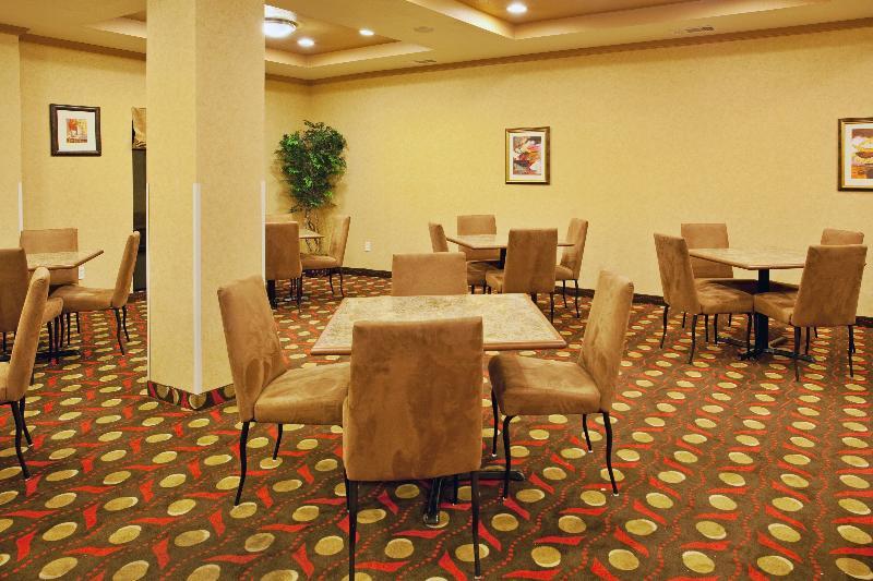 Express & By Ihg Lavonia